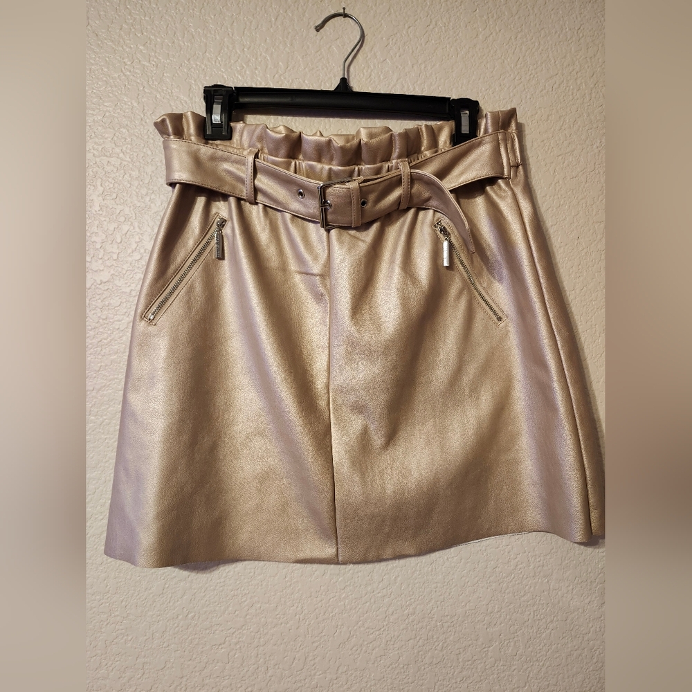 Marc New York Women's Soft Metallic Faux Leather Light Pink Belted Mini Skirt